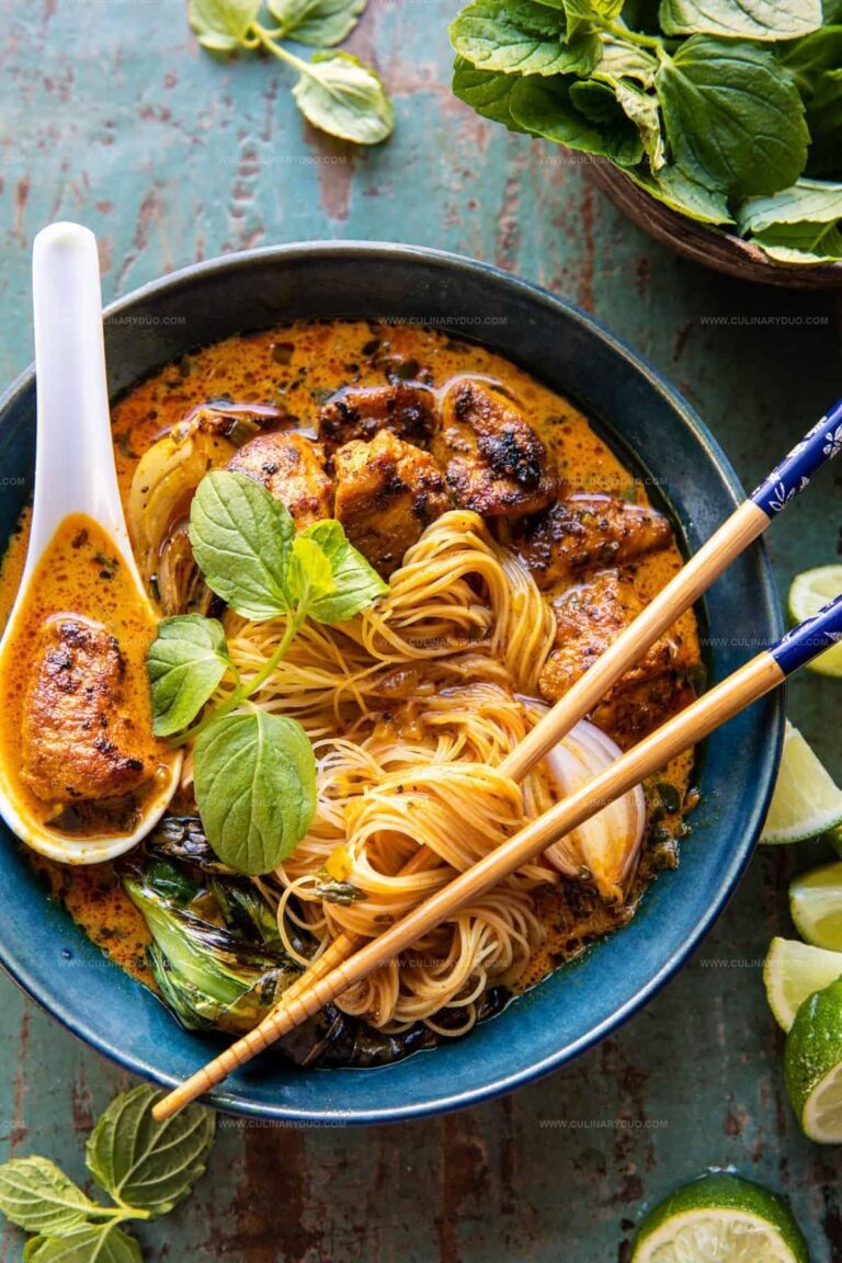 30-Minute Creamy Thai Turmeric Chicken and Noodles Recipe
