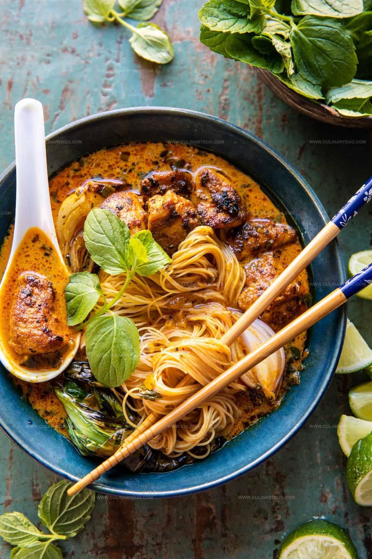 30-Minute Creamy Thai Turmeric Chicken and Noodles Recipe