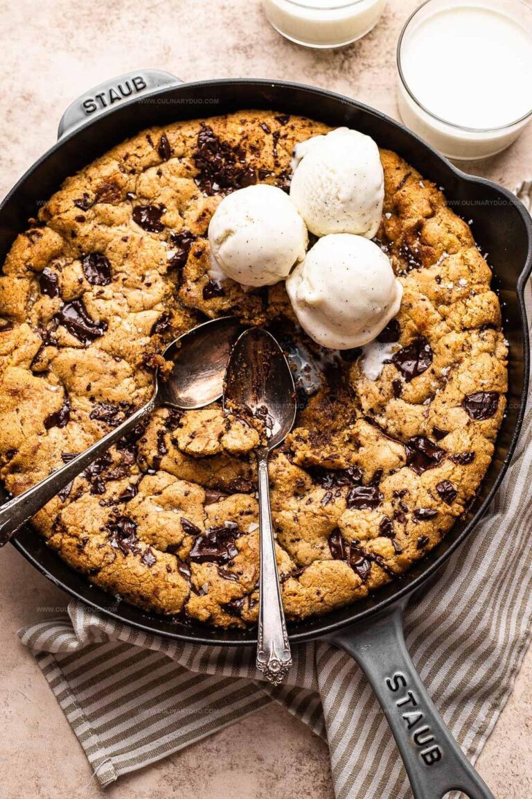 Skillet Chocolate Chip Cookie (Pizookie) Recipe