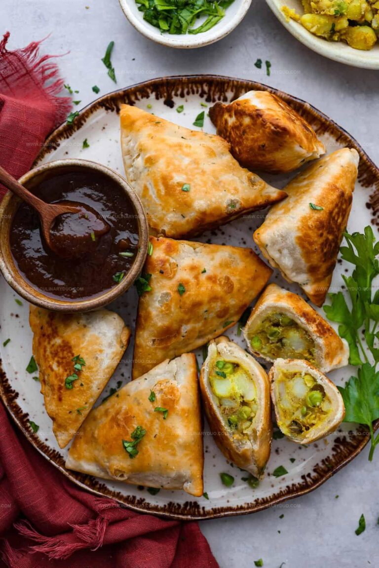 Crispy Potato and Pea Samosas Recipe