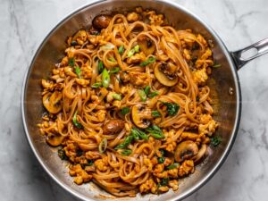 Gochujang Noodles with Crumbled Tempeh Recipe