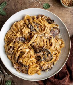 Caramelized Leek and Mushroom Gruyere Pasta Recipe
