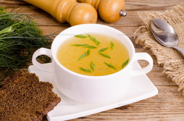 4 Easy Swaps That Replace Chicken Broth