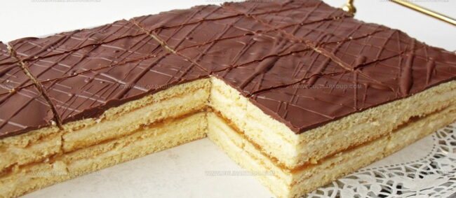 Mezes Kremes