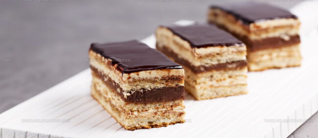 Gateau Opera